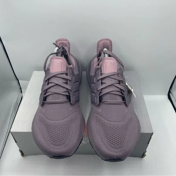 Adidas Ultraboost 22 Women Legacy Purple Grey GX5586 Shoes NEW. - Picture 4 of 4